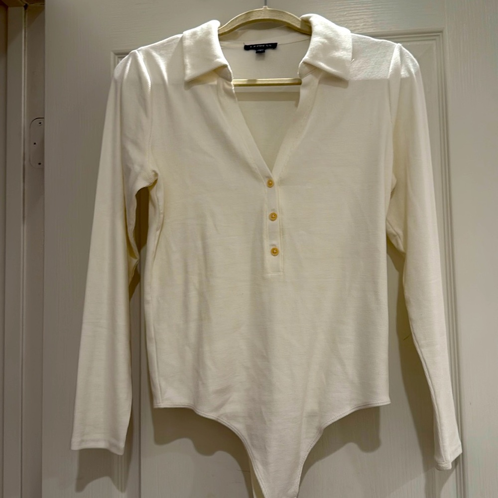 Express ribbed collar button front body suit